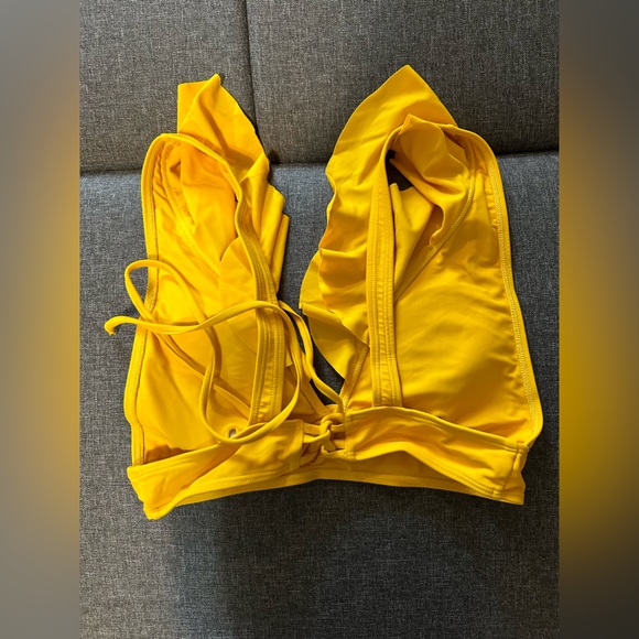 Swim Suit Bundle- Size Large tops and bottoms - Picture 8 of 8